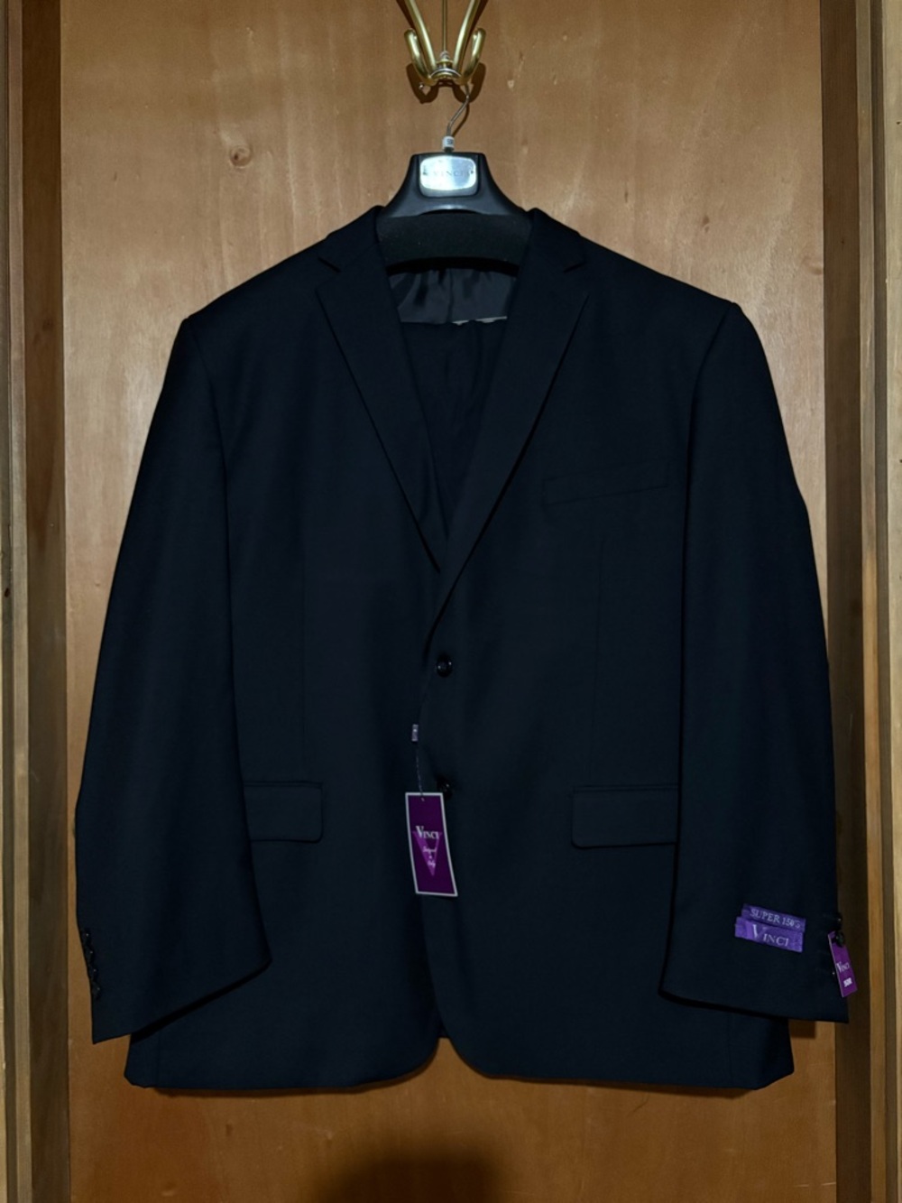 Classic Black Men's Two-Button 3 Piece Suit. NWT! 50R 45W